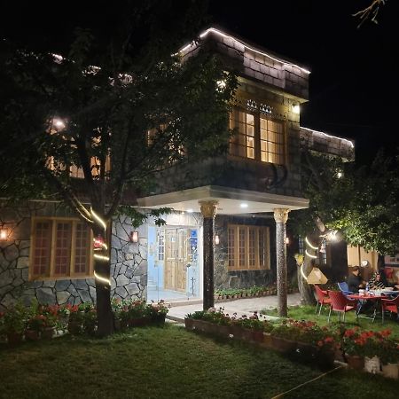 Sehrish Guest House Skardu Extérieur photo